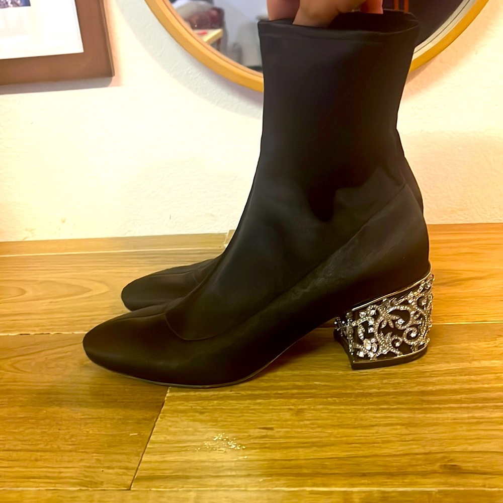 Cowgirl Vintage sparkly boots…